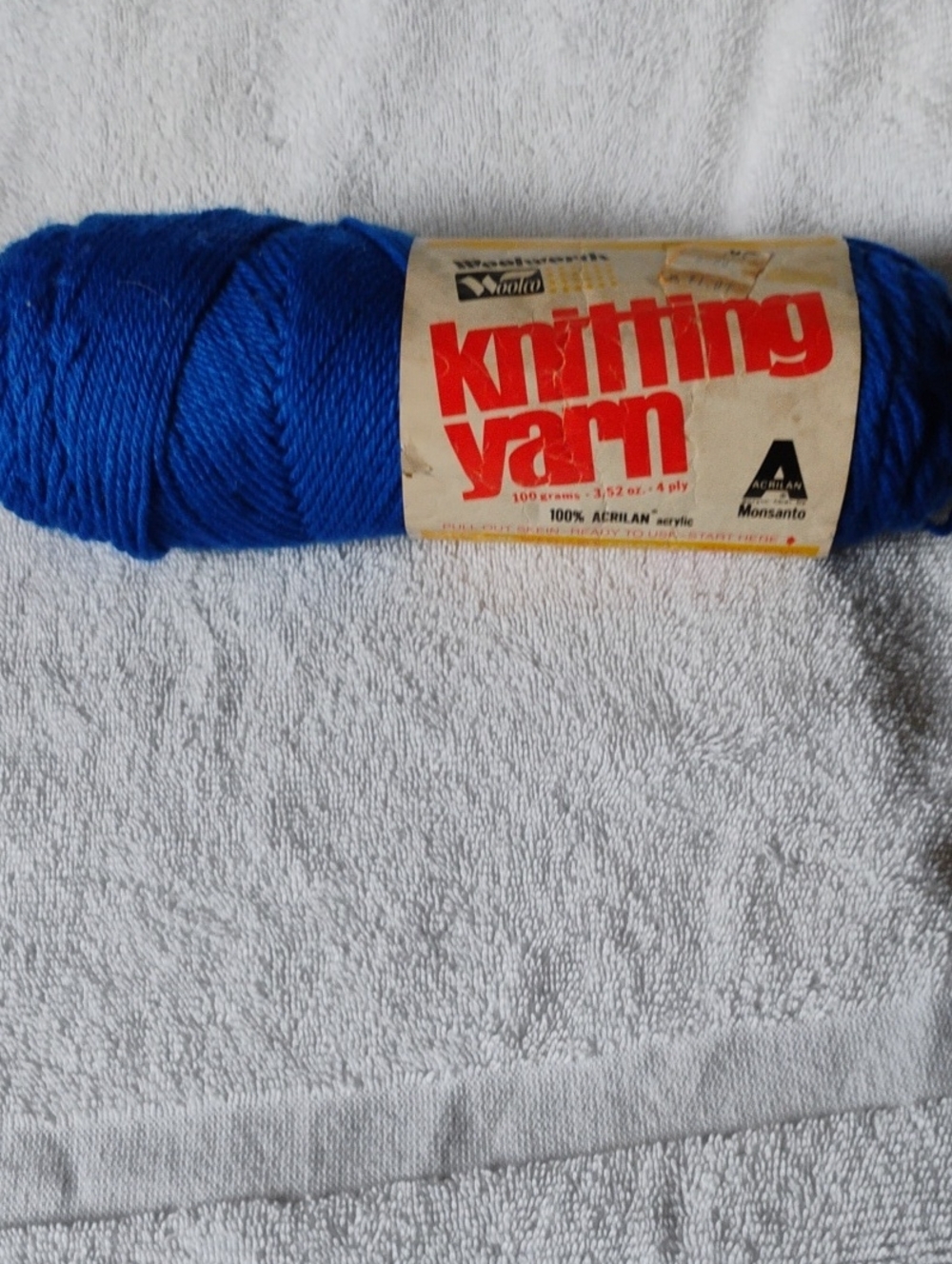 Vintage Knitting Yarn - Royal Blue Acrylic